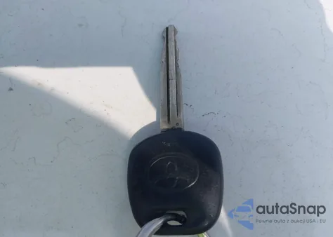 2005 Toyota Corolla Ce z USA, uszkodzony, nr VIN 1NXBR32E15Z465391